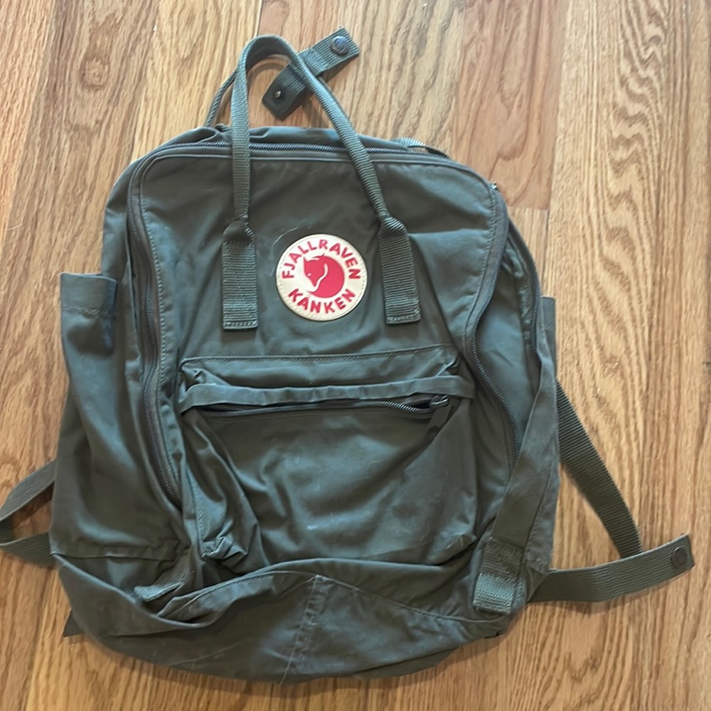 Fjallraven Kanken army green backpack
